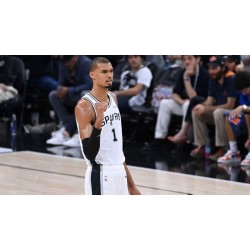 Ovog ljeta, nekoliko sjajnih NBA igrača odlučilo se smanjiti plaće prilikom obnove ugovora